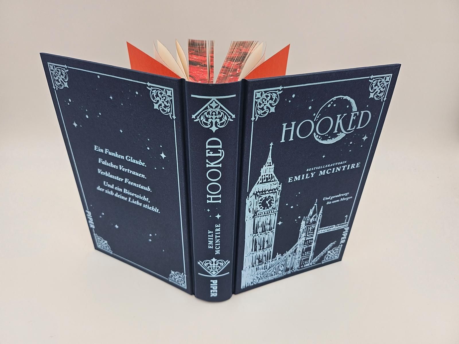Außenansicht des Buches „Hooked (Sonderausgabe)“