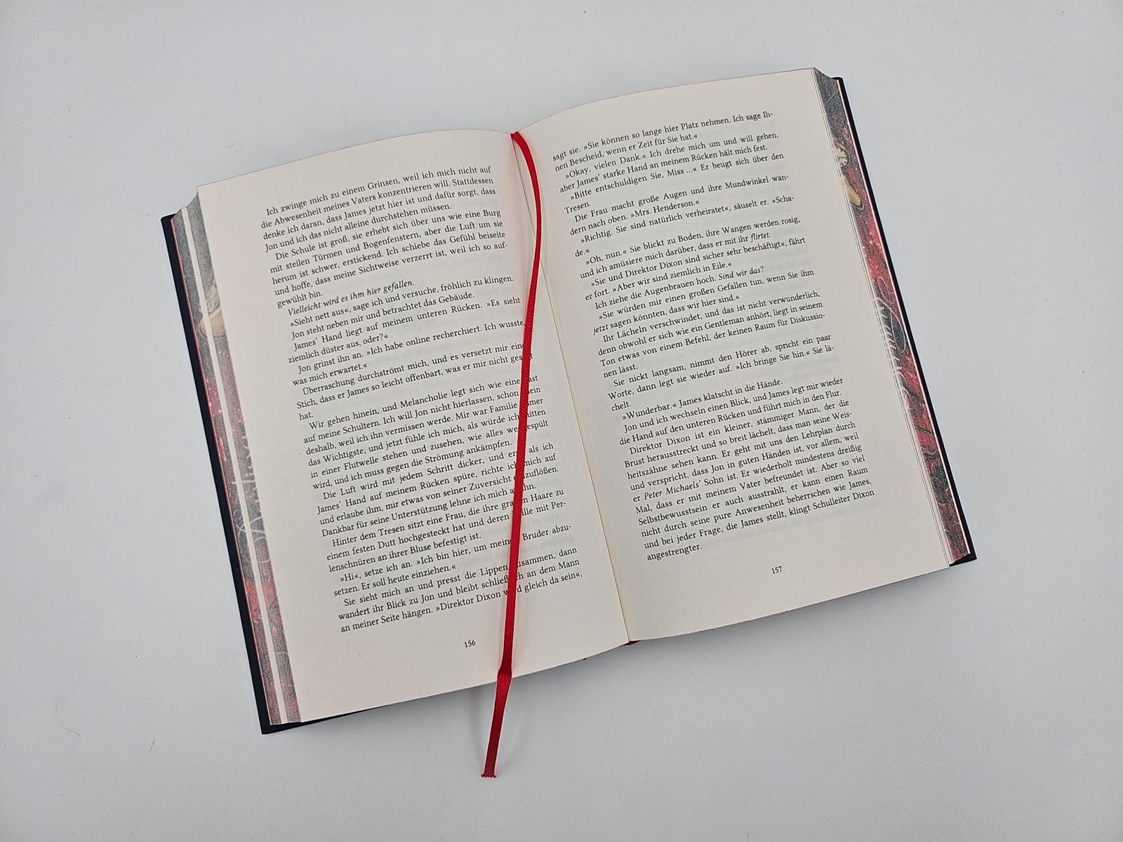 Außenansicht des Buches „Hooked (Sonderausgabe)“