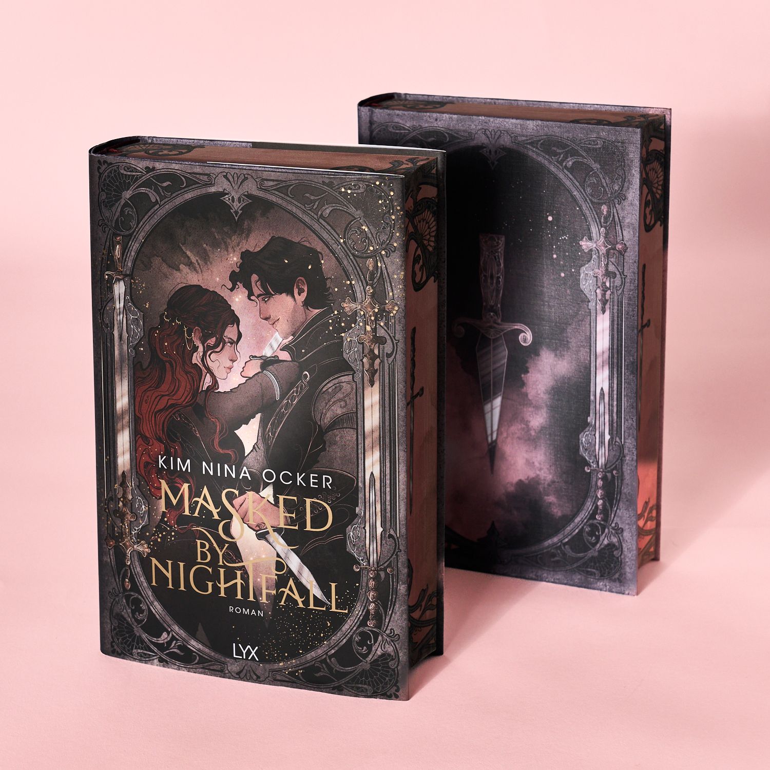Abbildung 2 von Masked by Nightfall