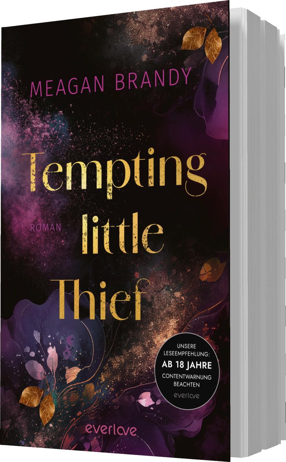 Das Buchcover zeigt einen dunklen Hintergrund mit lebhaften, violetten und rosa Farbtönen, die durch mystische Goldakzente ergänzt werden. In der Mitte steht der Titel „Tempting little Thief“ in eleganter, goldener Schrift. Darüber prangt der Name der Aut