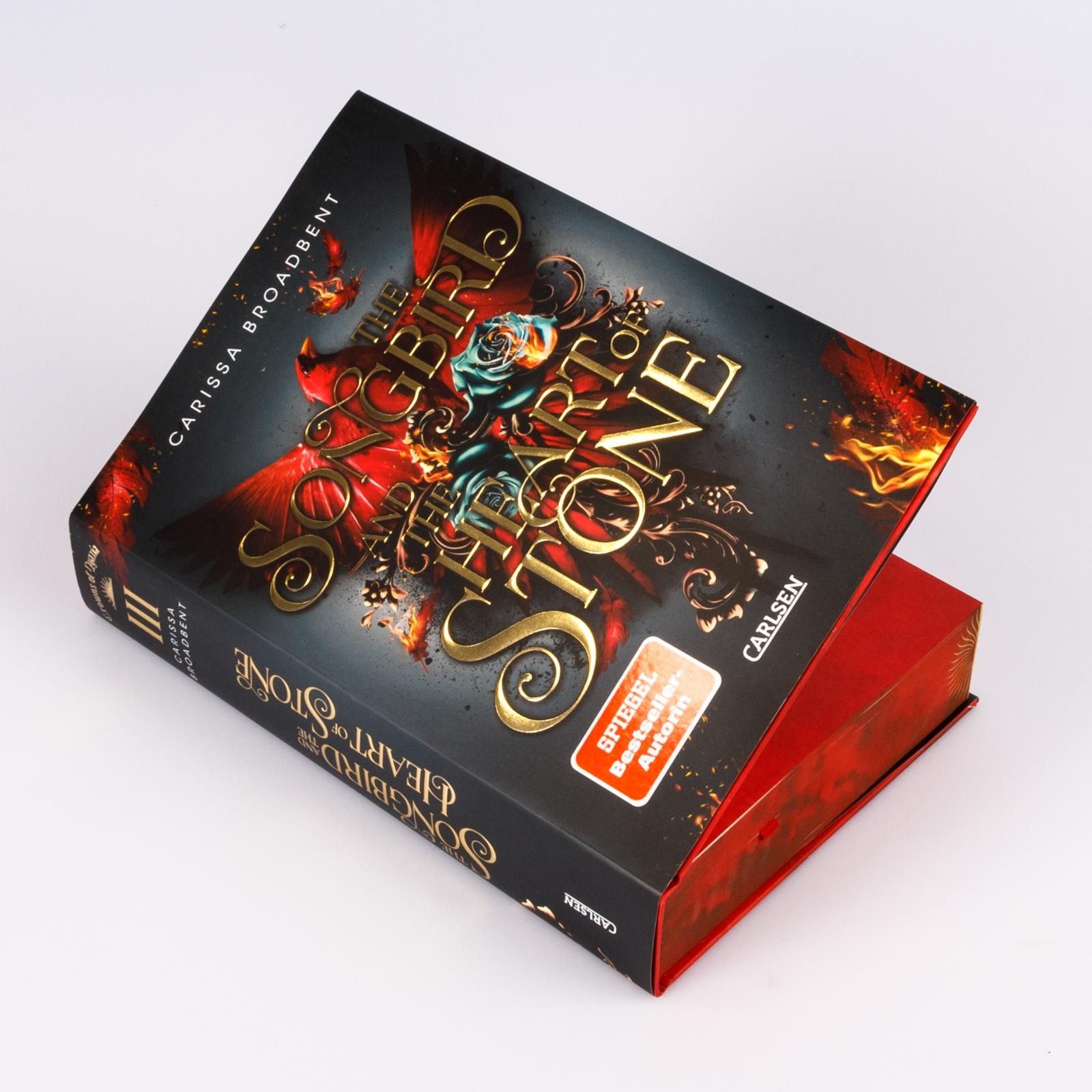 Abbildung 2 von The Songbird and the Heart of Stone (Crowns of Nyaxia 3)
