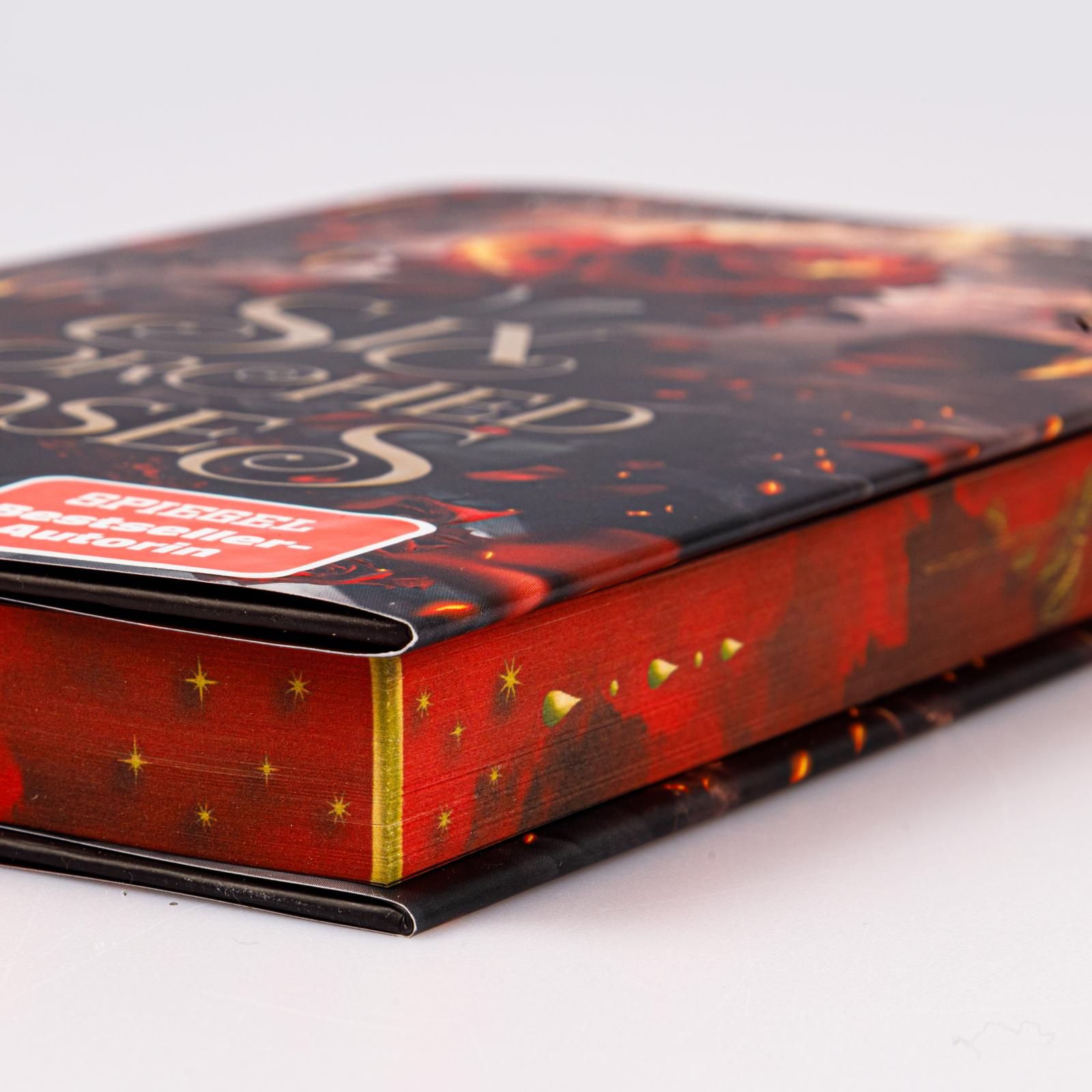 Abbildung 3 von Six Scorched Roses (Crowns of Nyaxia)