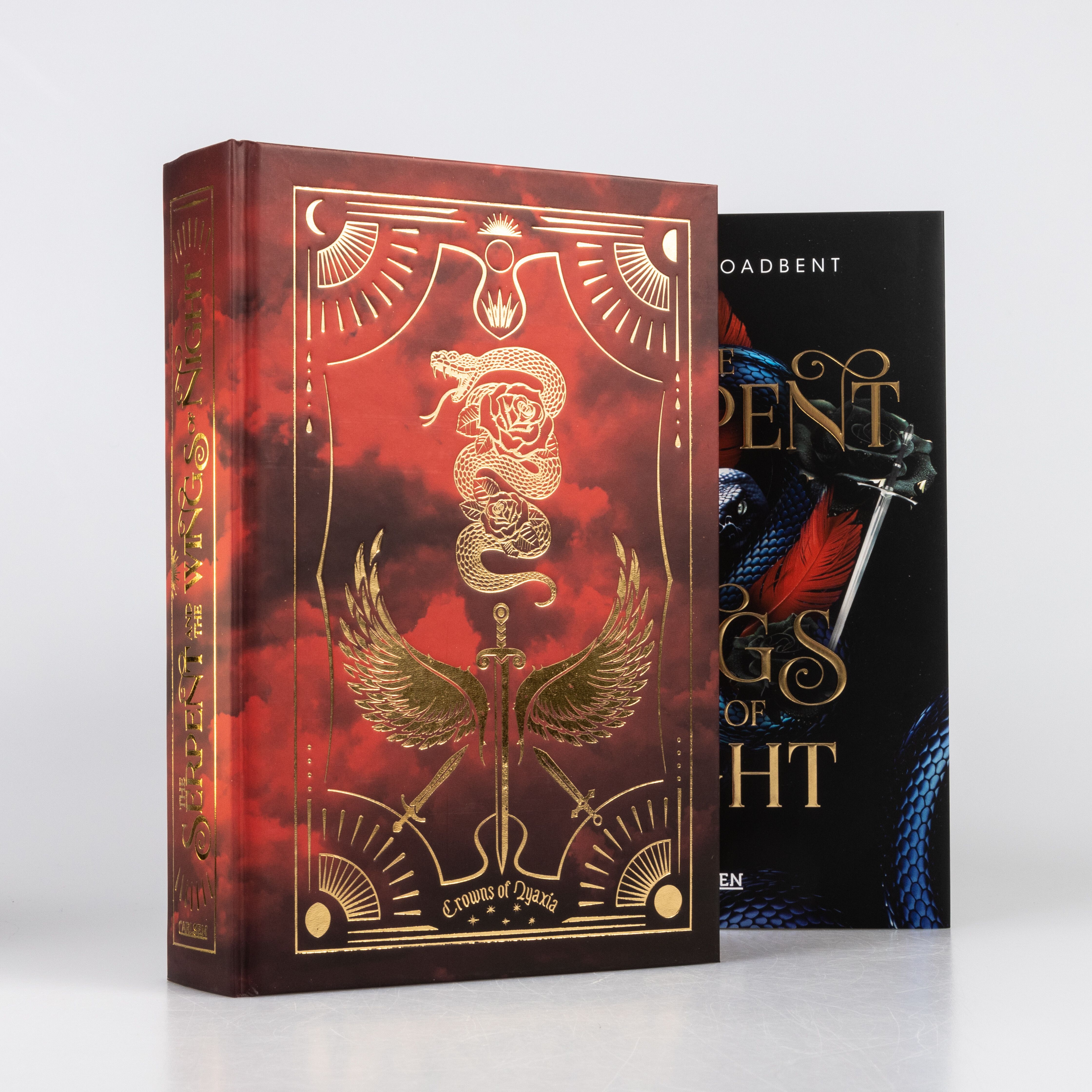 Abbildung 2 von The Serpent and the Wings of Night (Crowns of Nyaxia 1)