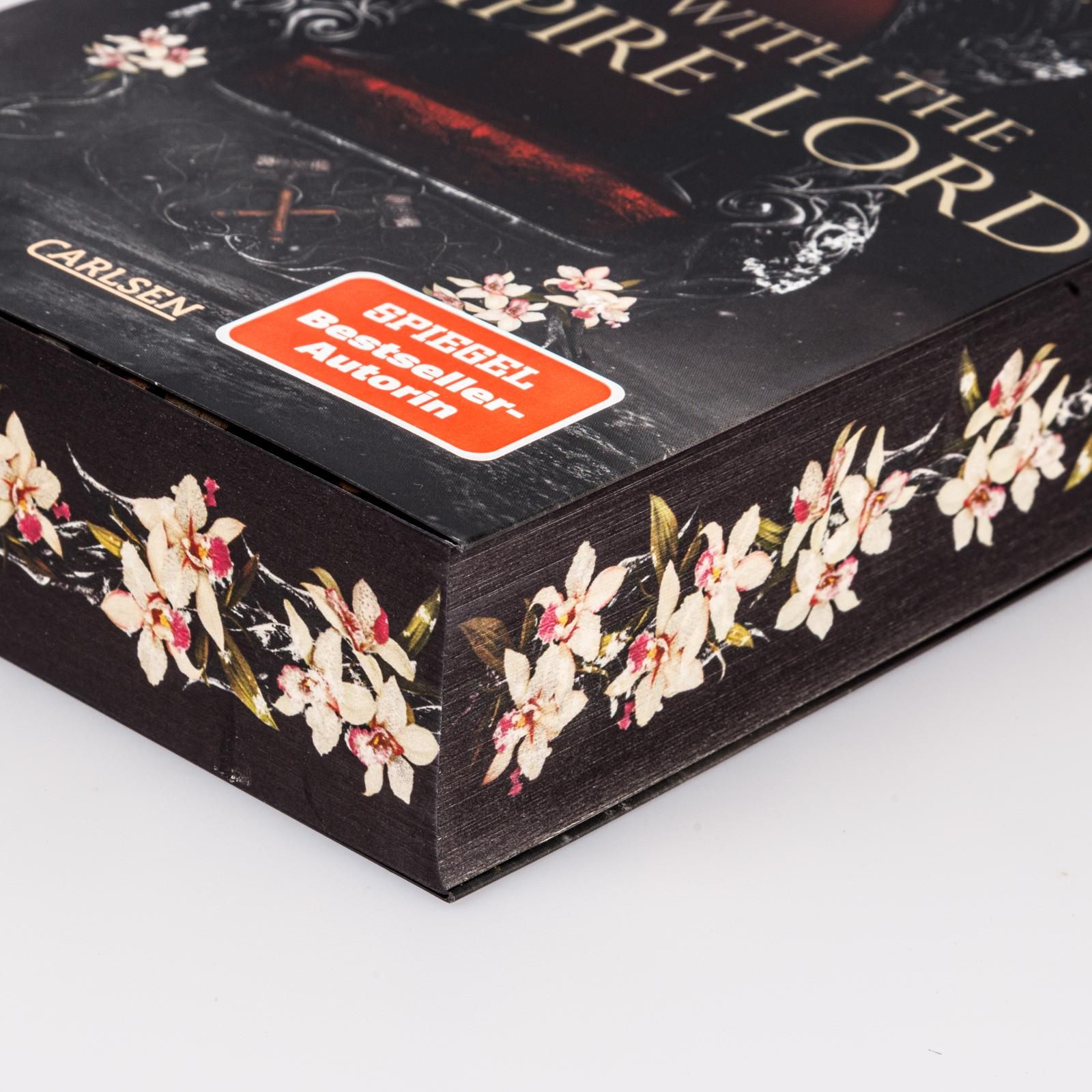 Abbildung 3 von Married into Magic: Duel with the Vampire Lord