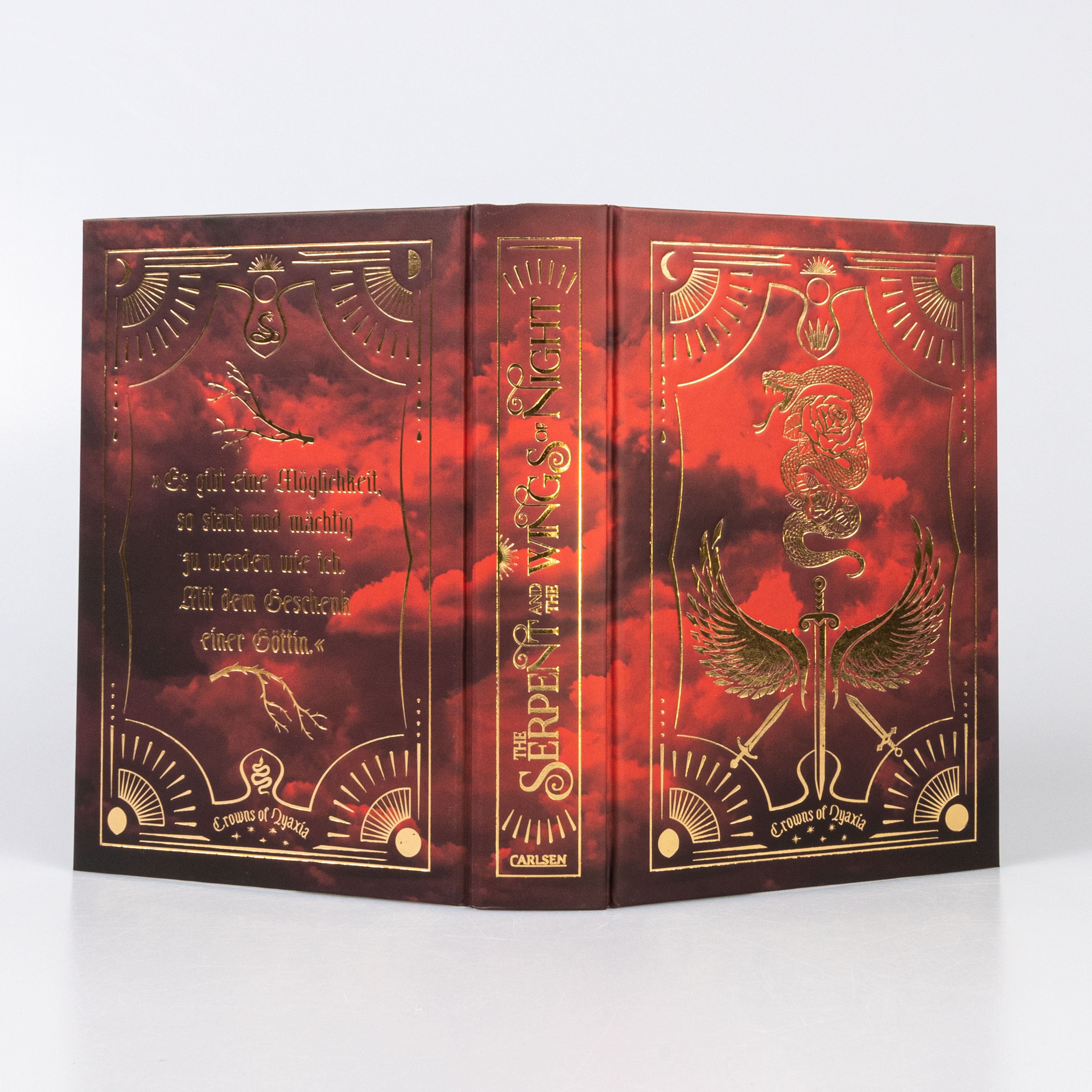 Abbildung 7 von The Serpent and the Wings of Night (Crowns of Nyaxia 1)