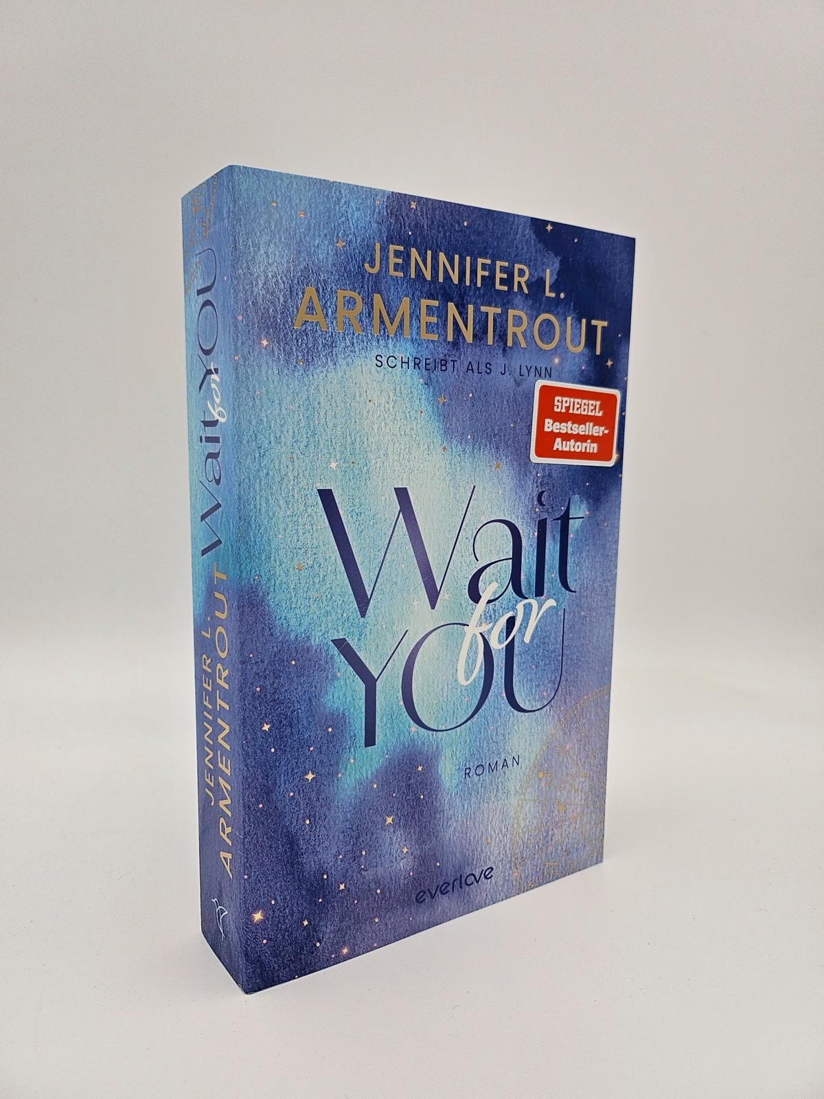 Außenansicht des Buches „Wait for You “