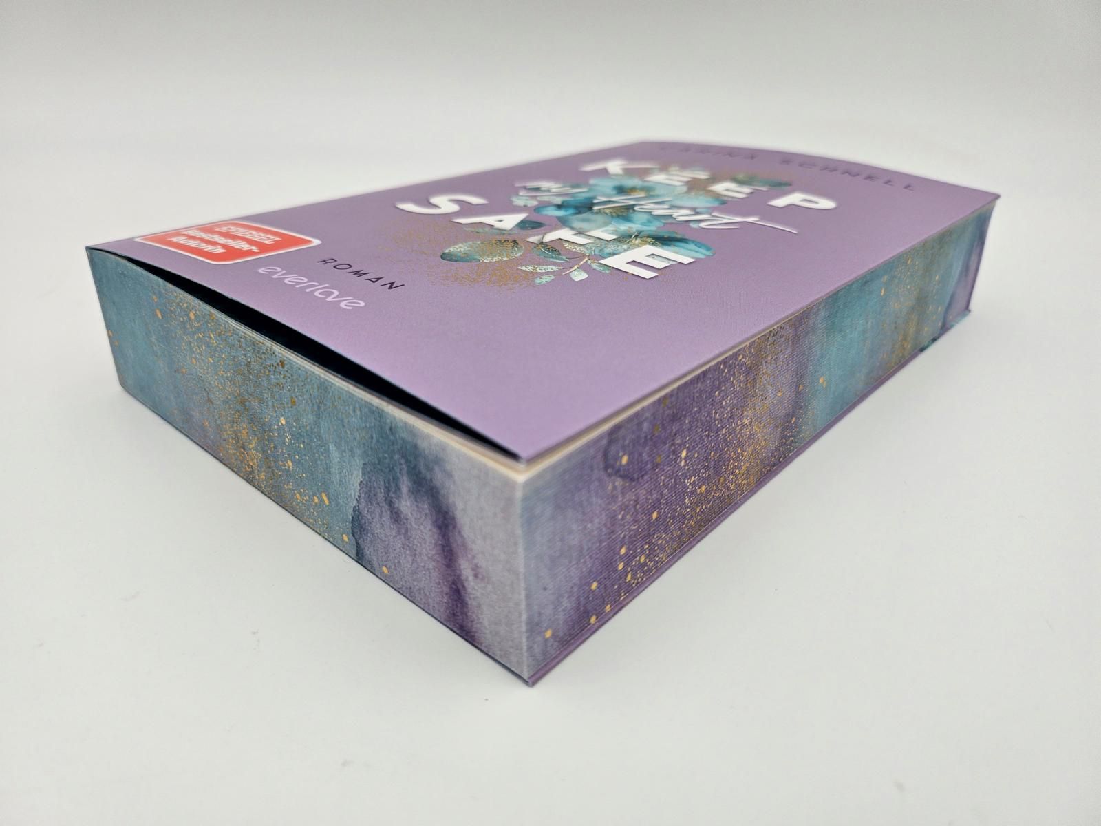 Außenansicht des Buches „Keep My Heart Safe“