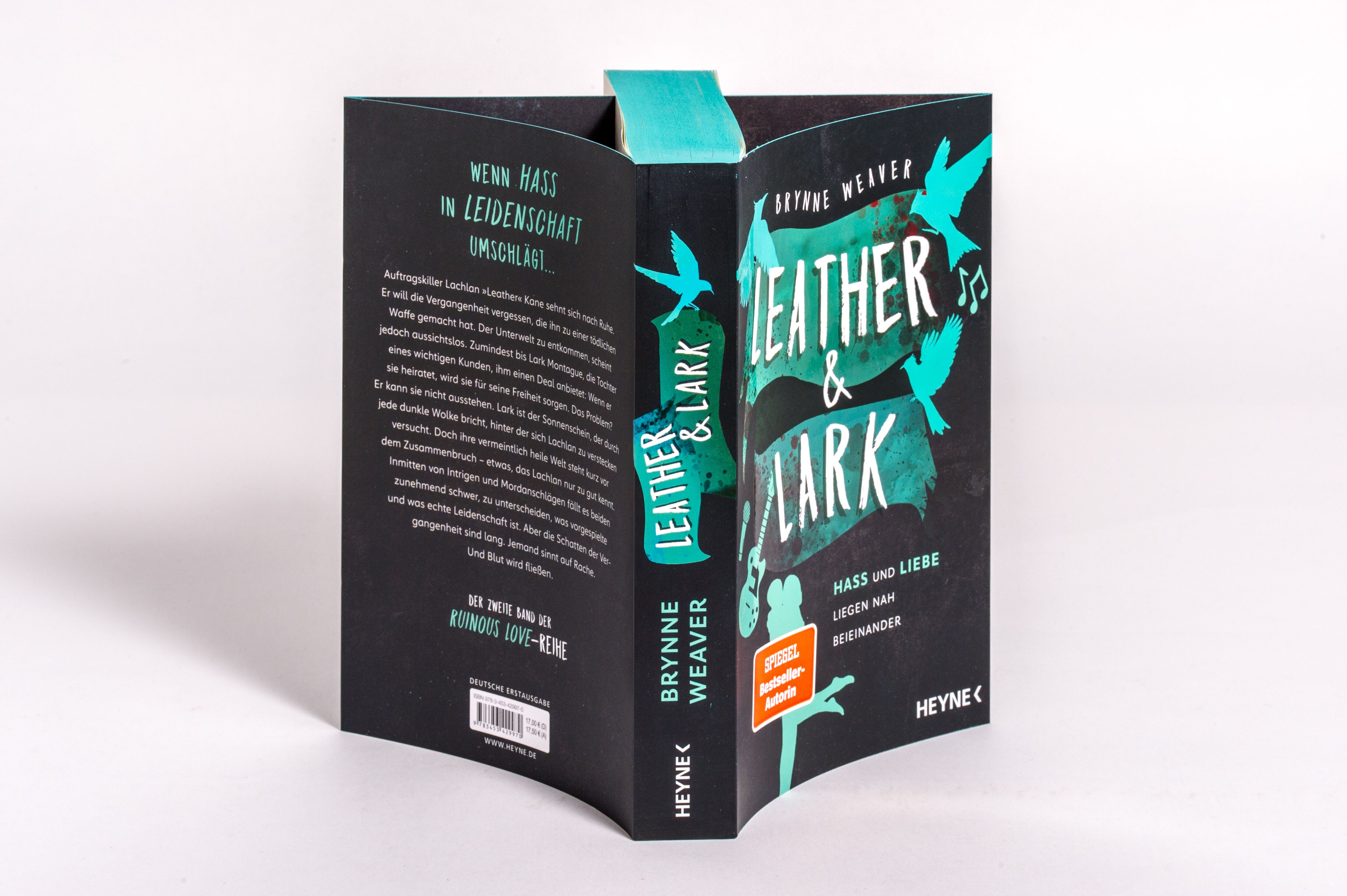 Abbildung 5 von Leather & Lark - Hass und Liebe liegen nah beieinander