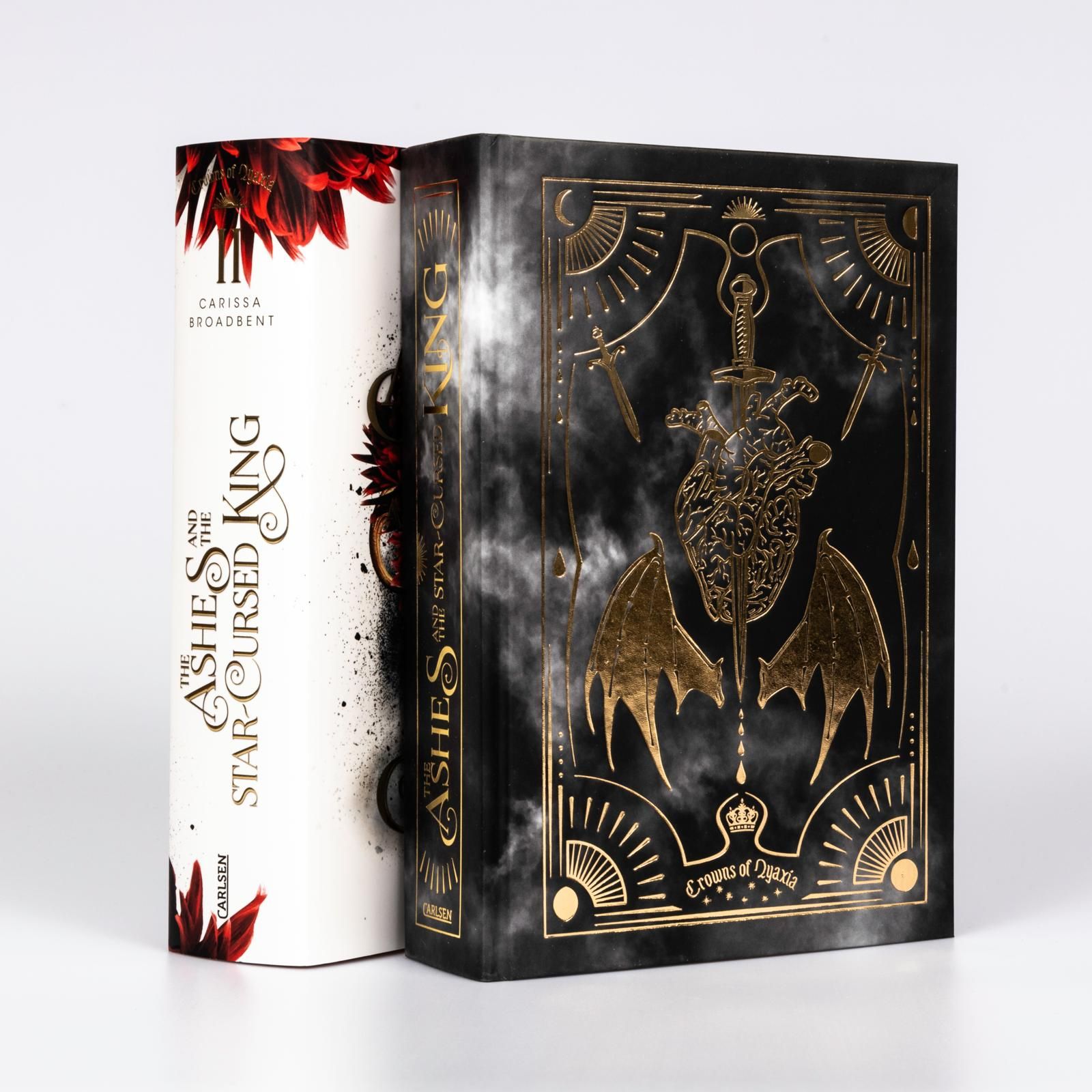 Abbildung 2 von The Ashes and the Star-Cursed King (Crowns of Nyaxia 2)