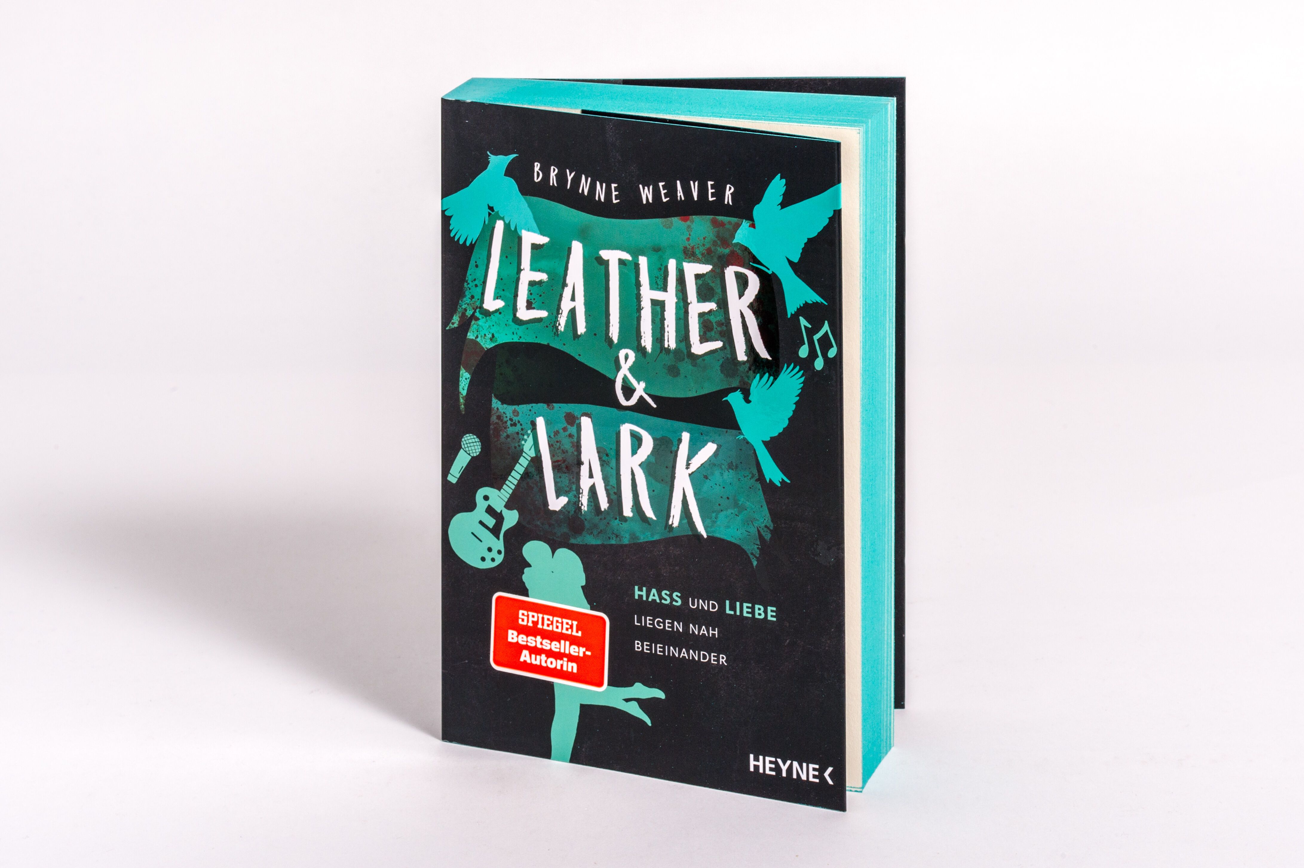 Abbildung 2 von Leather & Lark - Hass und Liebe liegen nah beieinander