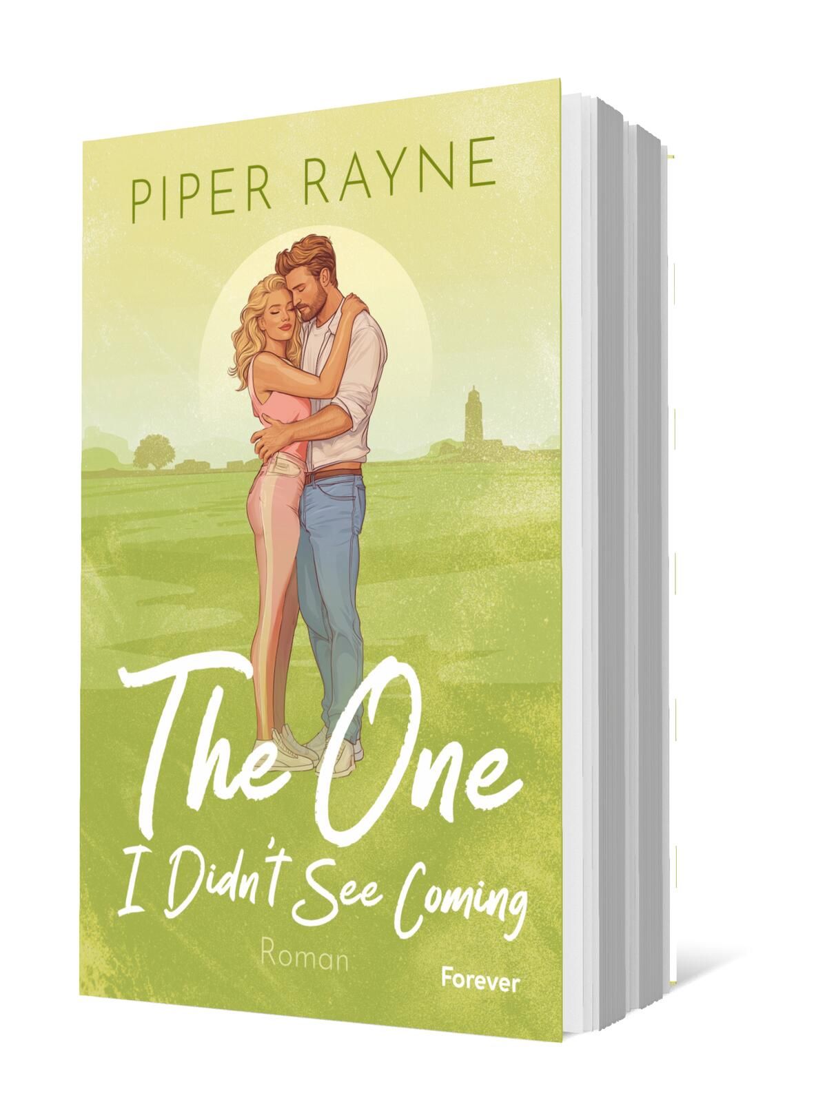 Cover von „The One I Didn't See Coming“ von Piper Rayne: Zwei Personen stehen sich in einer idyllischen Landschaft nahe, umgeben von sanften grünen Farben und einem freundlichen Himmel.