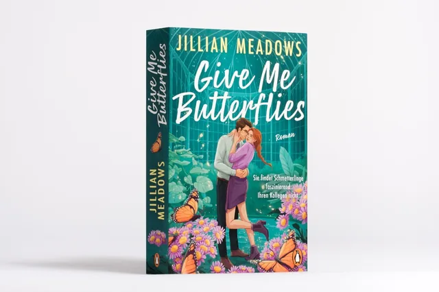 Abbildung 2 von Give Me Butterflies. Sie erforscht Schmetterlinge, er die Sterne. Für ihre Anziehung gibt es keine wissenschaftliche Erklärung
