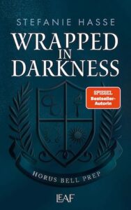 Buchcover von "Wrapped in Darkness"